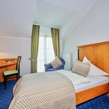 Hotel Schneider 3*