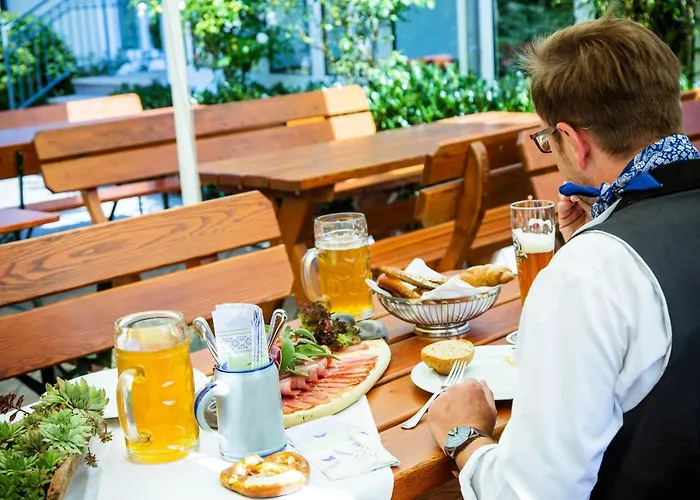Hotel Schneider 3*