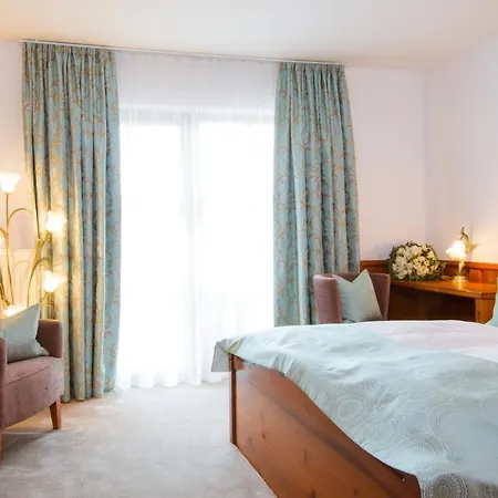 Schneider Otel 3*